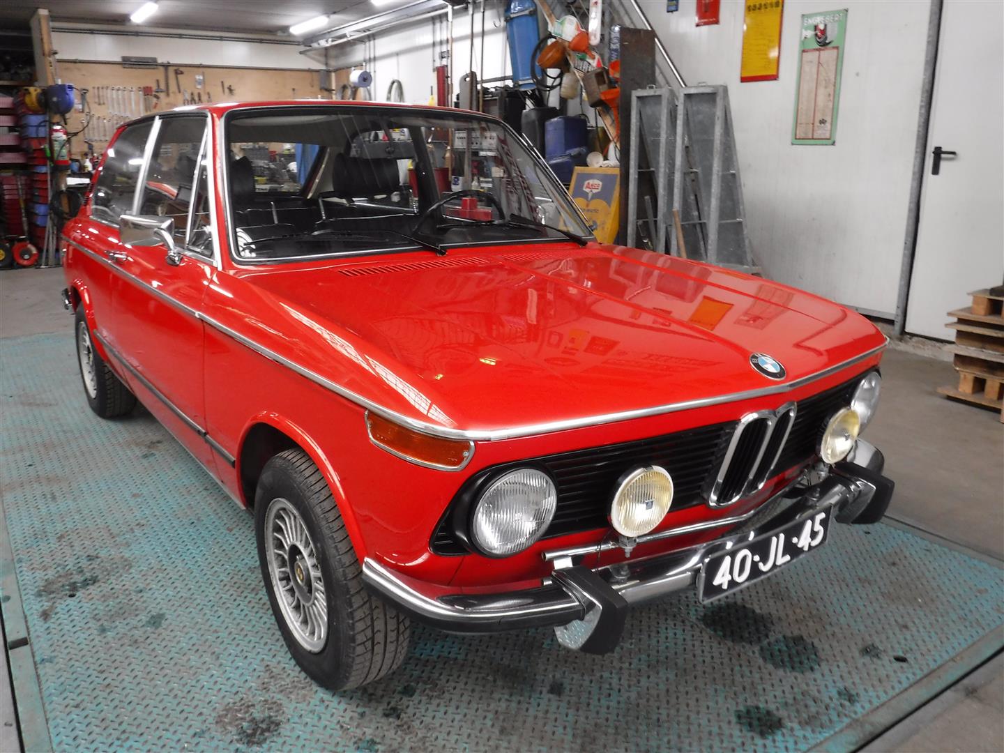 BMW-1802 Touring | Joop Stolze Classic Cars